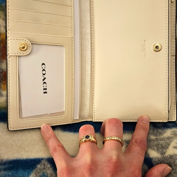 Authentic Coach Wallet - Picture 8 of 10